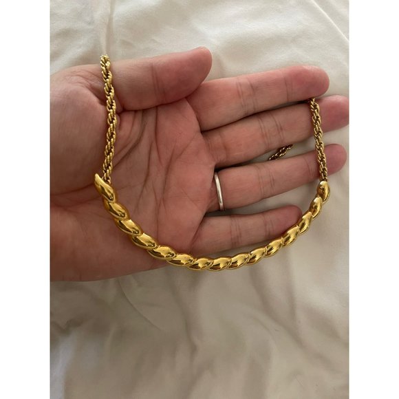 Monet Vintage Twist Front Design 18K Gold Plated Spiral Chain Link Necklace - Picture 3 of 9